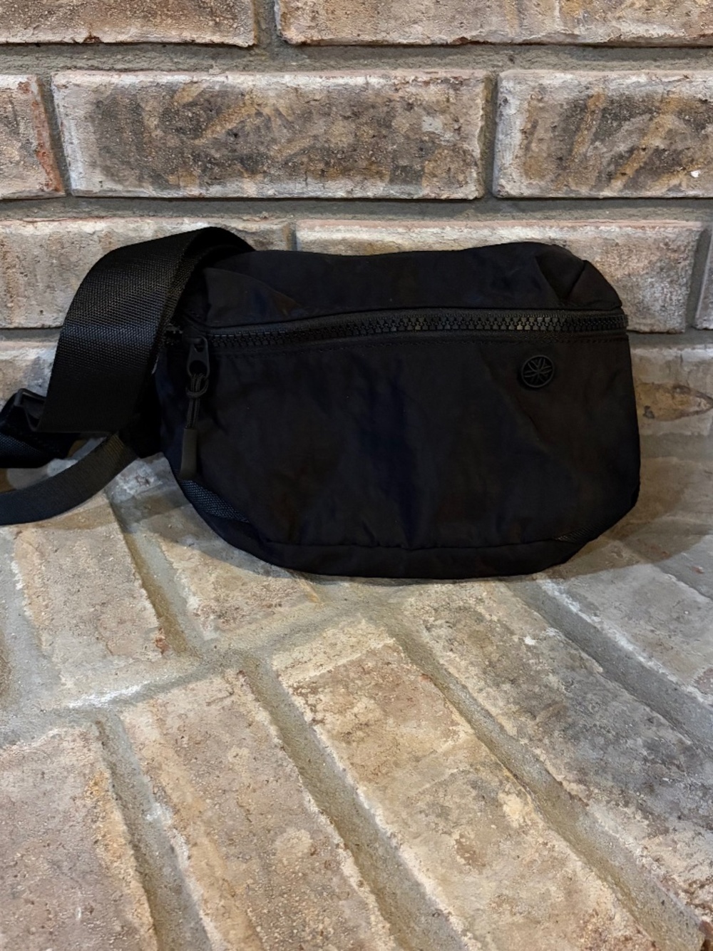 Gaiam Be Free Waist Pack